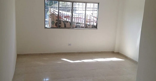 ALUGA-SE SOBRADO Sobrado